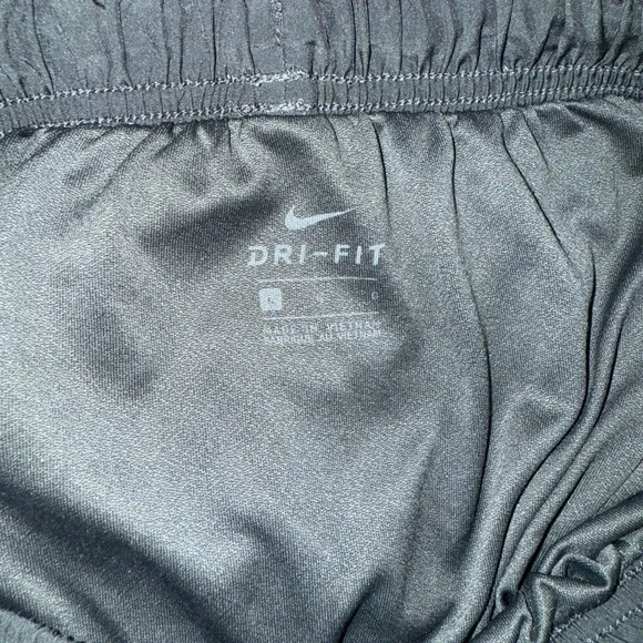Nike Women's Grey Athletic Shorts - Picture 3 of 3